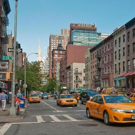 Mid Town East Street Apartments Next To Times Square New York Extérieur photo