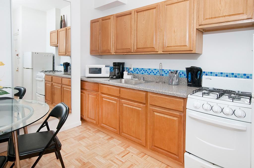 Mid Town East Street Apartments Next To Times Square New York Chambre photo